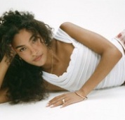 British Singer Olivia Dean, Best Newcomer and Grammy winner